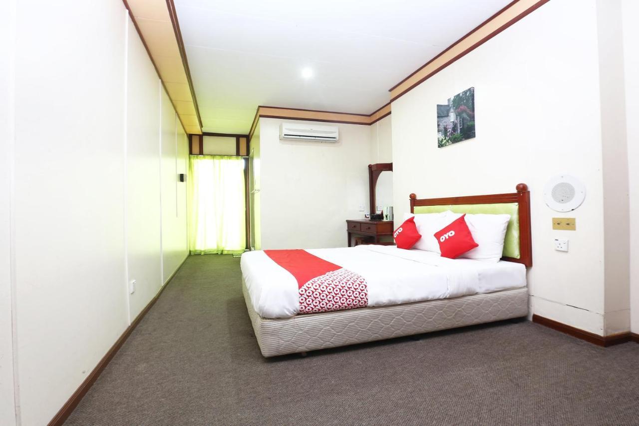 Oyo 89489 Al Ansar Hotel Kota Bharu Exterior foto